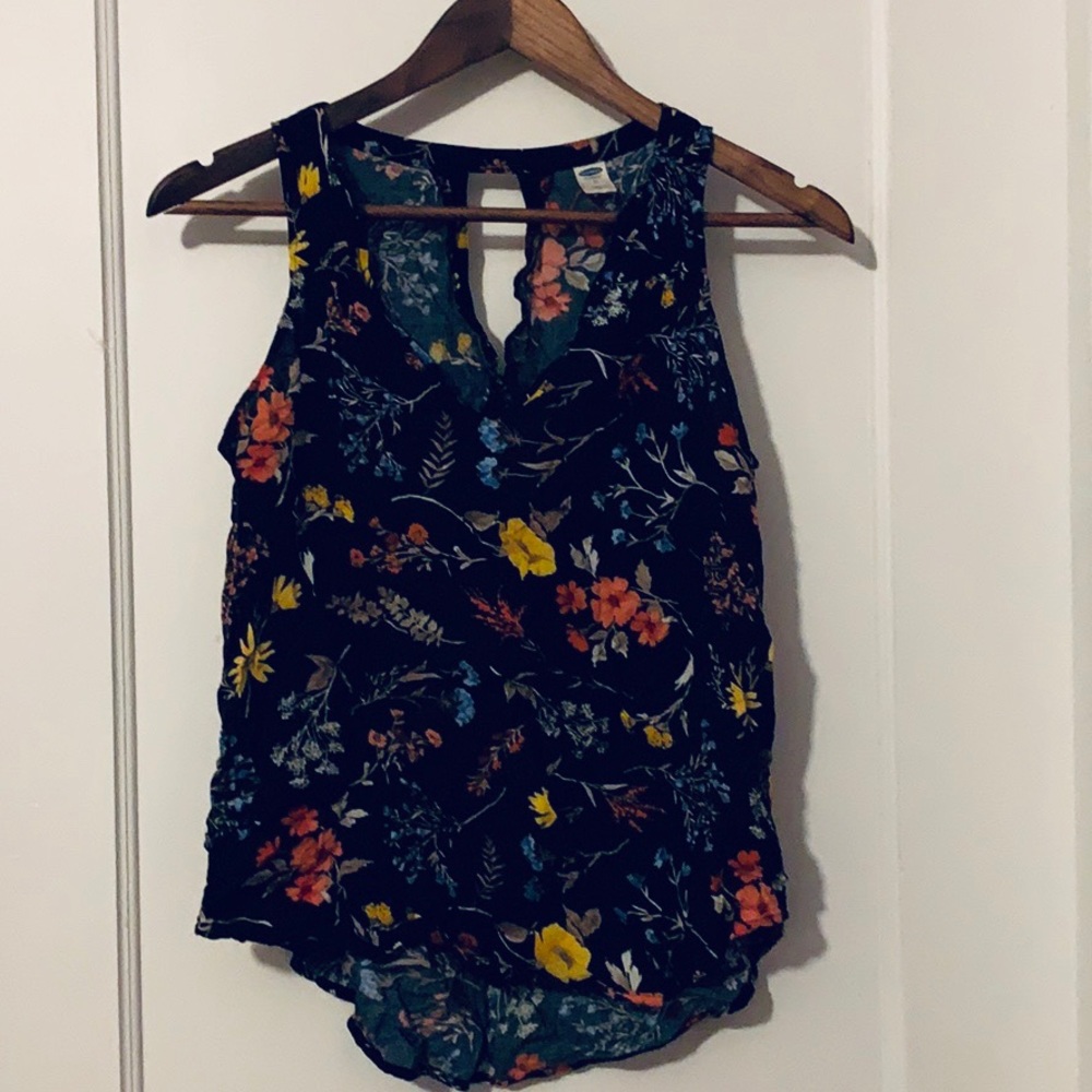 Sleeveless Floral Blouse